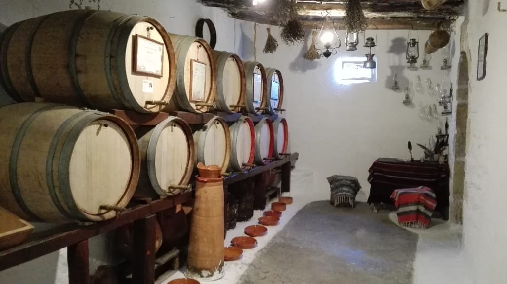 Traditional Home, Cretan Vioma