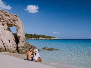 couple visit the tropical beach of voulisma beach 2023 01 09 22 43 26 utc 1024x576