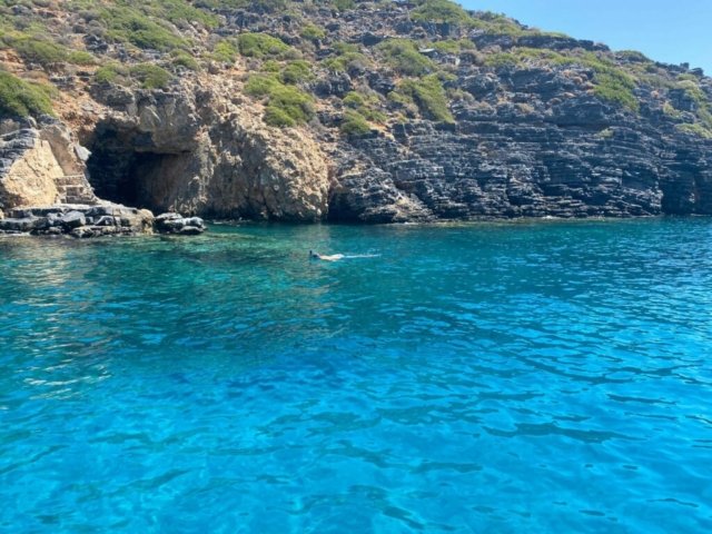 snorkeling clystal water snorkeling clystal water 1024x768