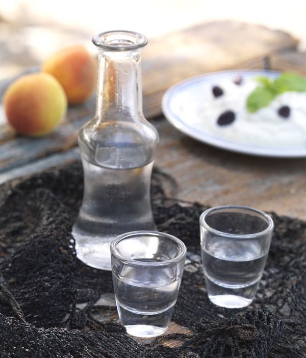 cretan vioma raki glasses
