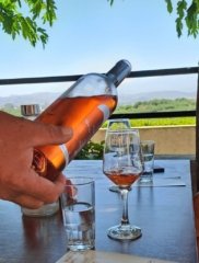 wine tasting tour crete 777x1024